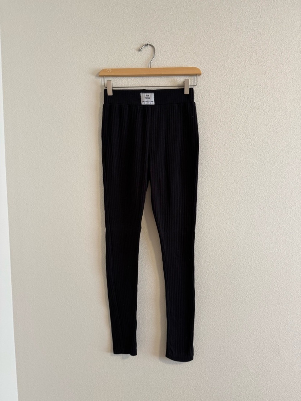PrettyLittleThing Black Ribbed Leggings